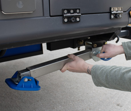 Releasing blue handle