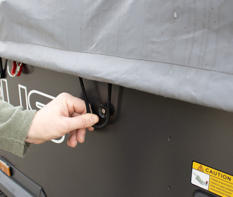 Unhook bungee fastenings